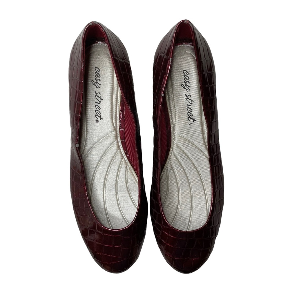 Easy street flats size 8M - Picture 3 of 11